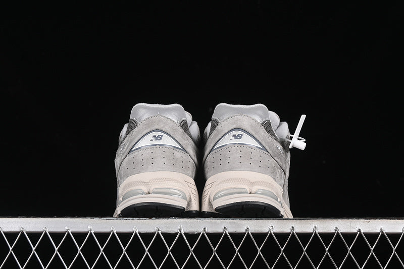 New Balance 2002R Refined Future [ML2002RC]
