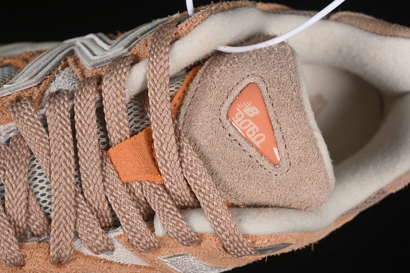 New Balance 9060 [U9060WCW]