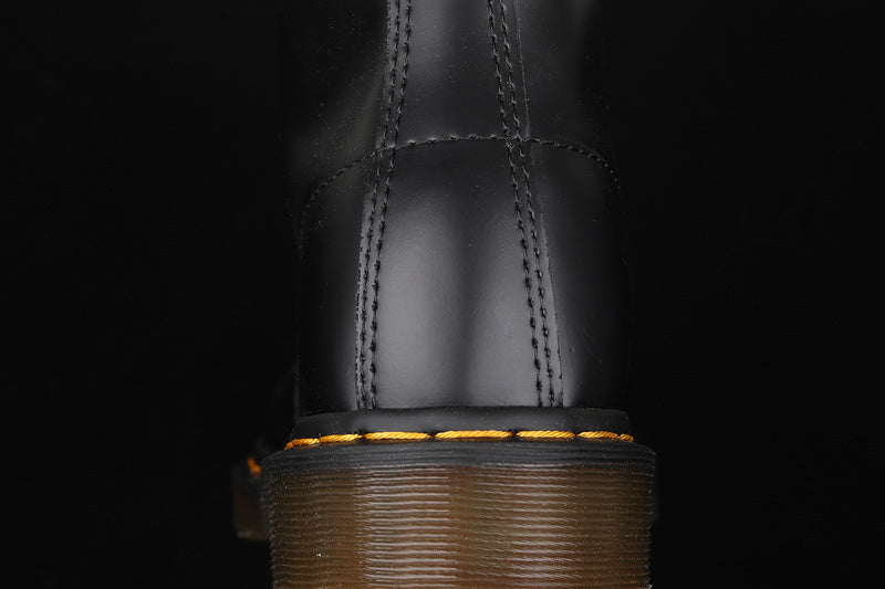 Dr. Martens 1460 Martin Boots [11822006]