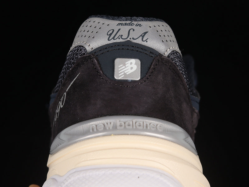 New Balance 990v3 Kith [M990KI3]
