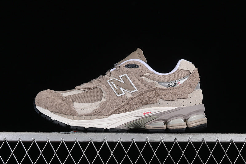 New Balance 2002R Protection Pack [M2002RDL]