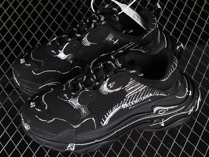Balenciaga Triple S [W2FW60102]