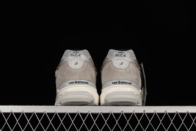 New Balance 990v3 [M990J3]