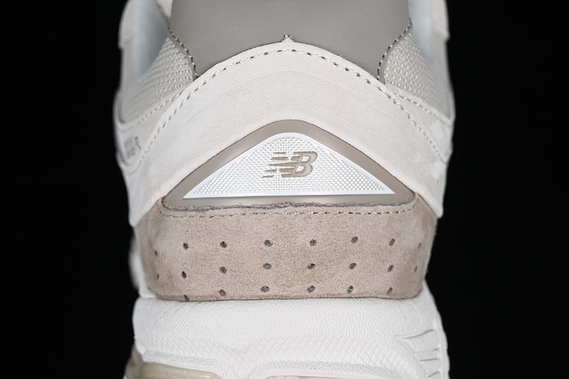 New Balance 2002R [M2002RJN]