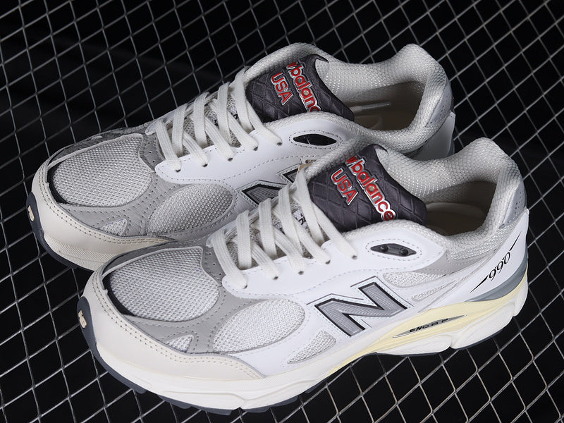 New Balance 990v3 [M990AL3]