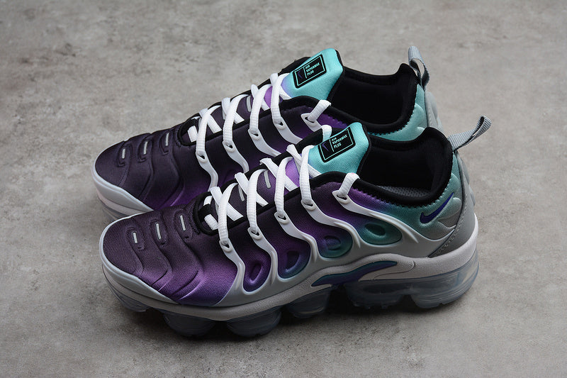 Nike Air VaporMax Plus [924453-101]