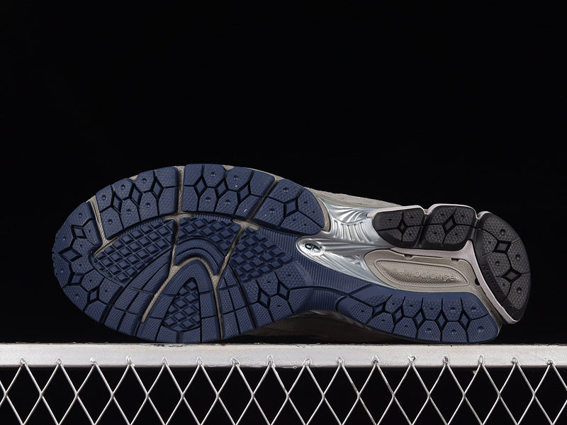 New Balance 2002RX [M2002RXC]