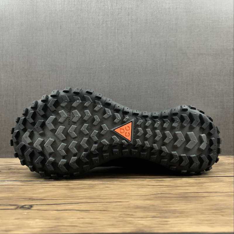 Nike ACG Mountain Fly GORE-TEX [CT2904-002]