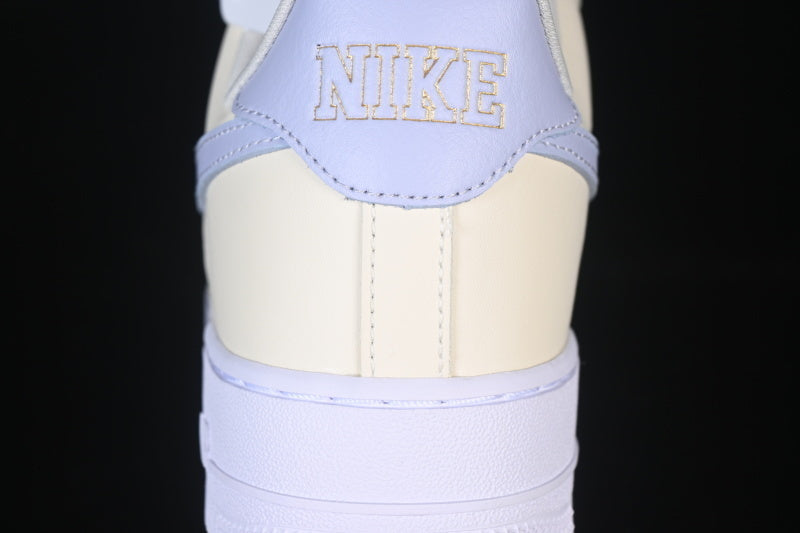 NIKE AIR FORCE 1 07 LOW