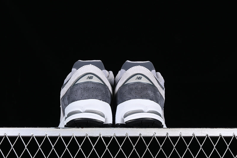 New Balance 2002R [M2002RJD]