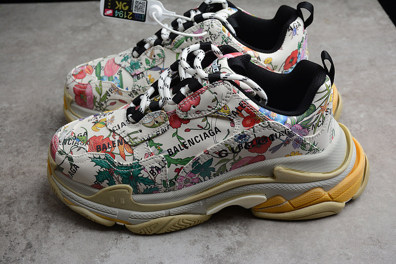 Balenciaga x Gucci Triple S Sneakers [677195-UL110-8461]