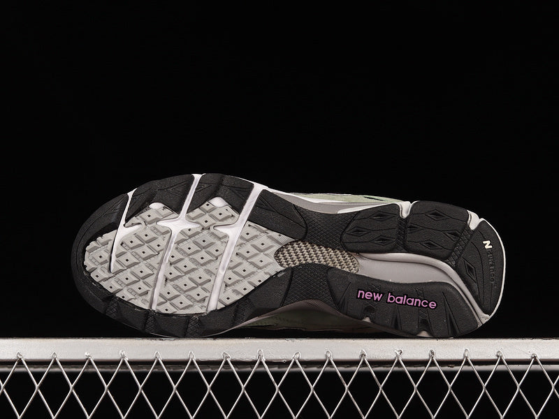 New Balance 990v3 [M990TC3]