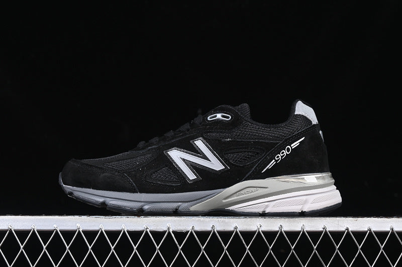 New Balance 990v4 [M990BK4]