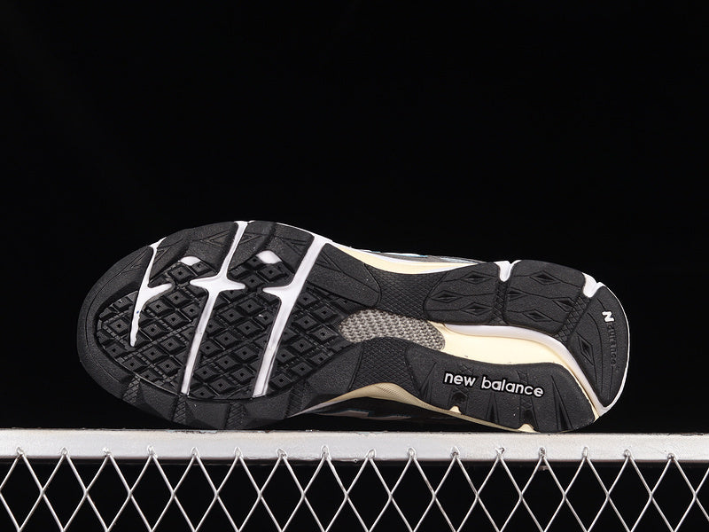 New Balance 990v3 Kith [M990KS3]