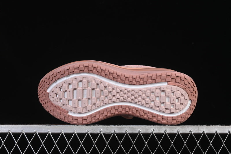 Nike Vomero Plus [HV8154-601]