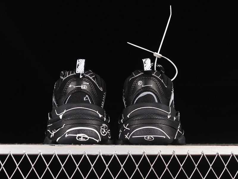 Balenciaga Triple S [W2FW60102]