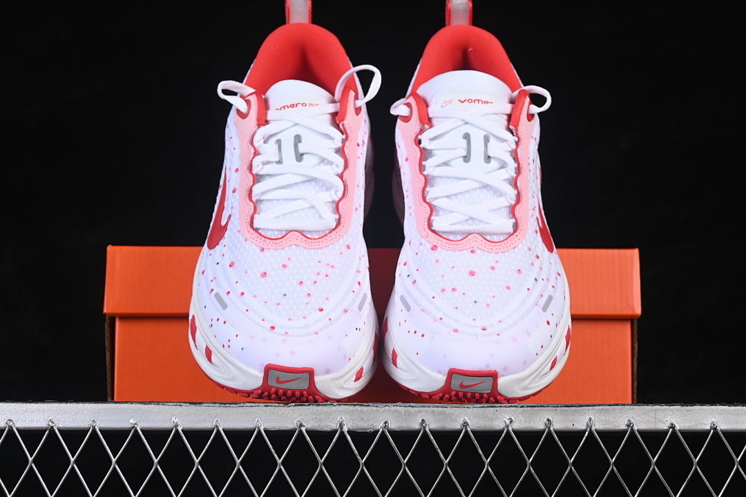 Nike Zoom Vomero Plus [IM6776-070]