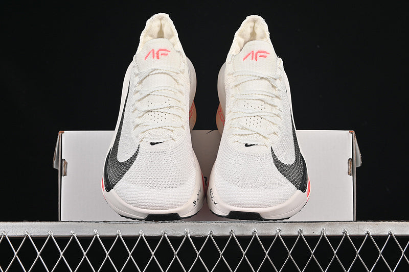 Nike Alphafly 3 [FD8315-103]