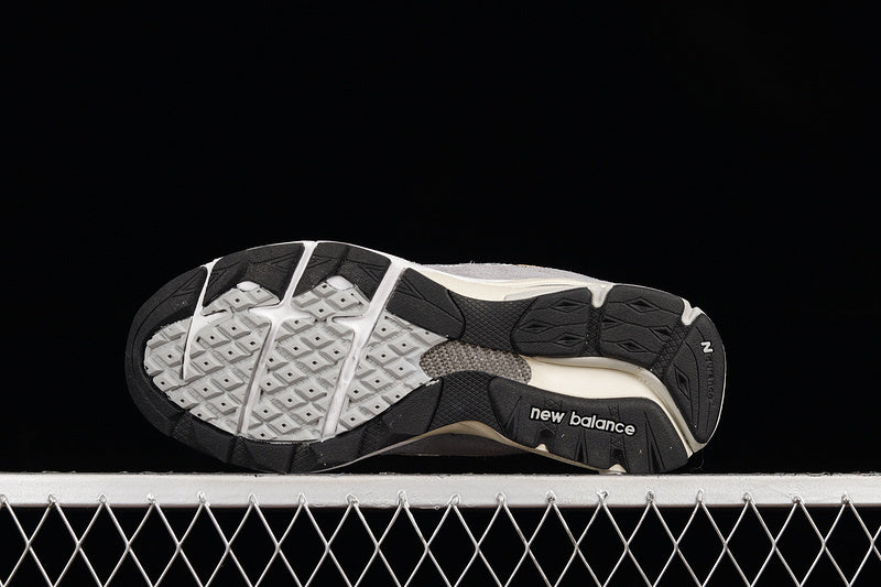 New Balance 990v3 [W990TG3]