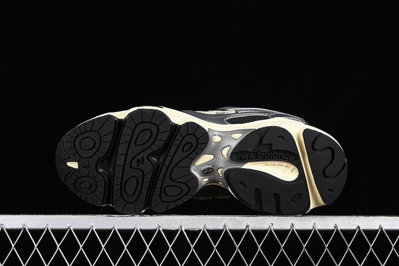 New Balance 1000 [M1000SL]