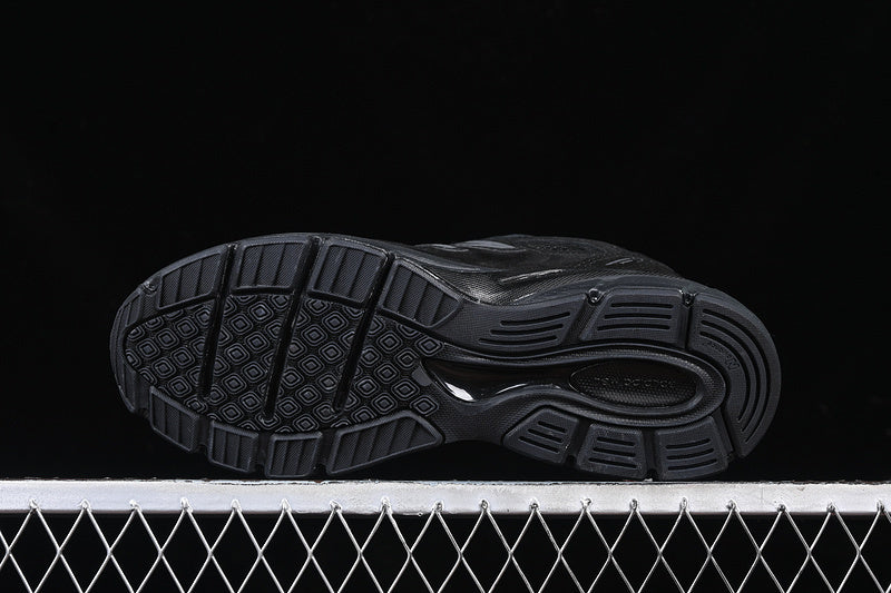 New Balance 990v4 [M990BB4]