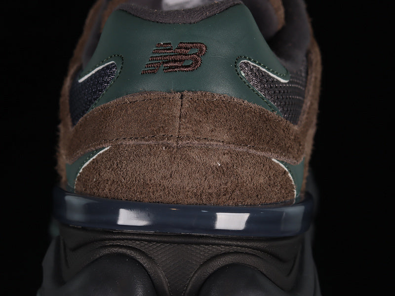 New Balance 9060 [U9060OUT]