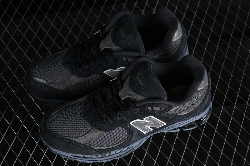New Balance 2002R [M2002RBV]