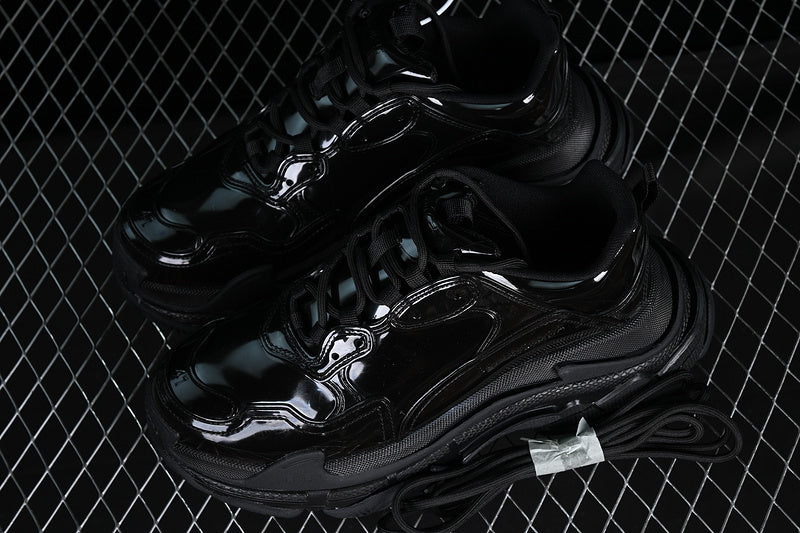Balenciaga Triple S [W2PAA0102]