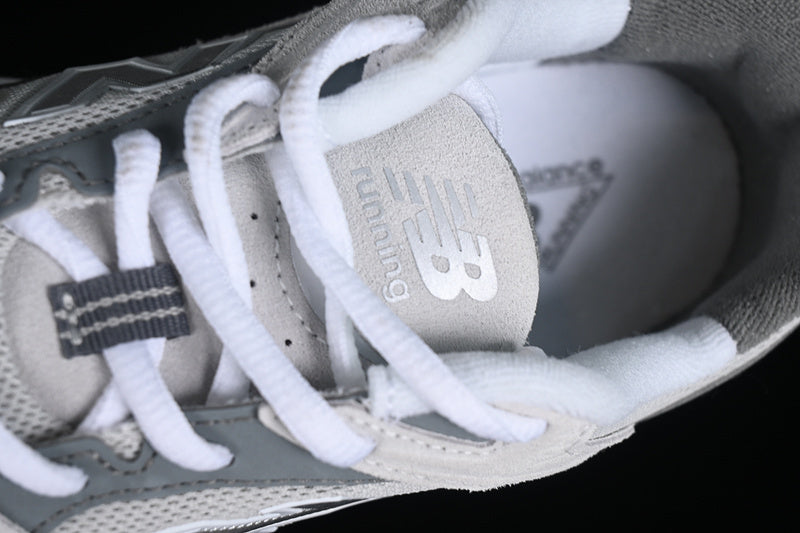 New Balance 530 [MR530CB]