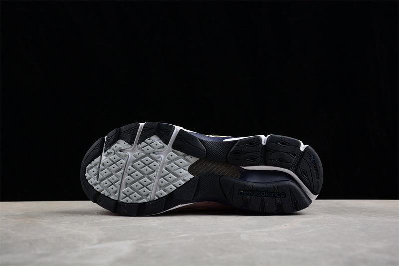 New Balance 990v4 Teddy Santis [U990BB4]