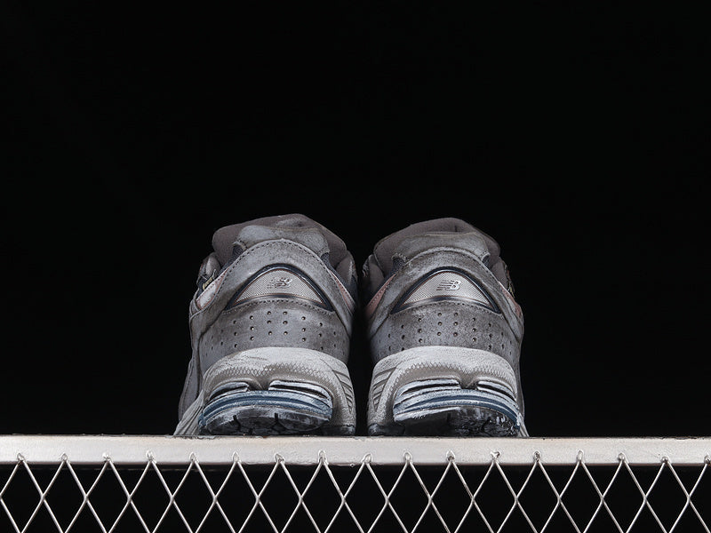 New Balance 2002R [ML2002RXA]