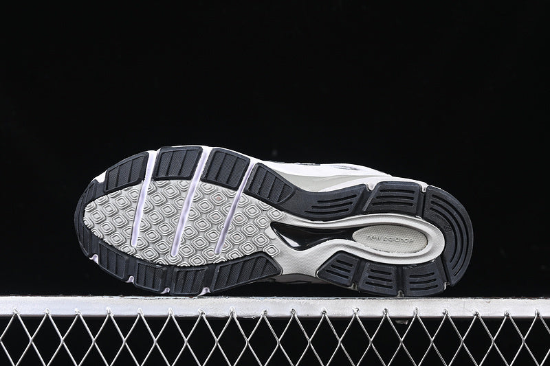 New Balance 990v4 [M990GL4]