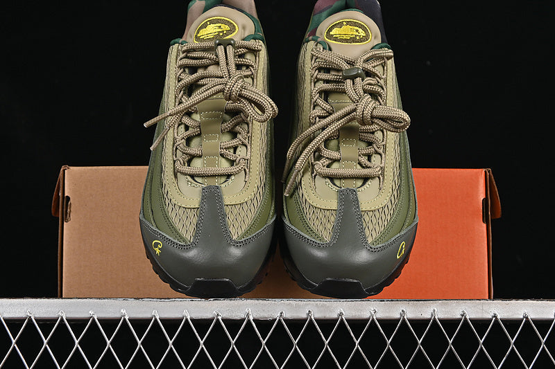 Nike Air Max 95 [FB2709-300]