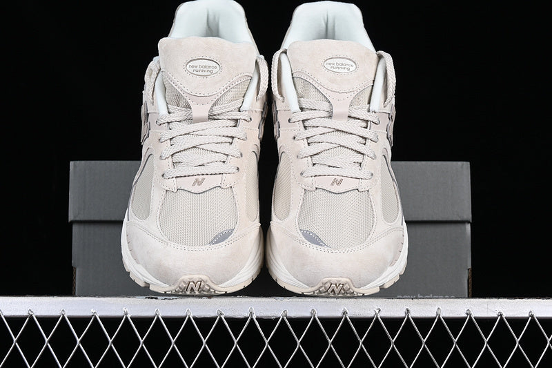 New Balance 2002R [M2002RJN]