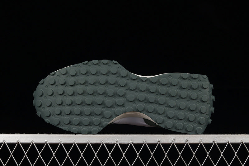 New Balance 327 [MS327AAD]