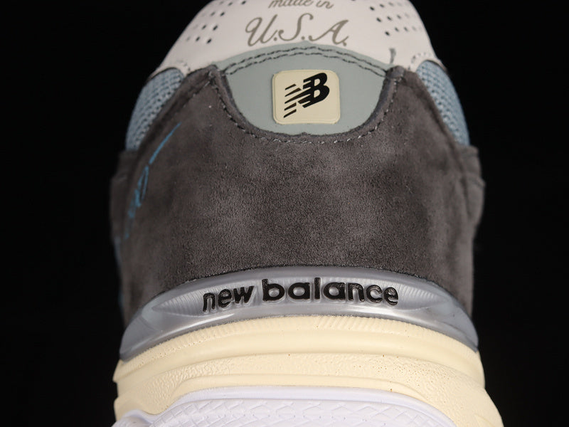 New Balance 990v3 Kith [M990KS3]